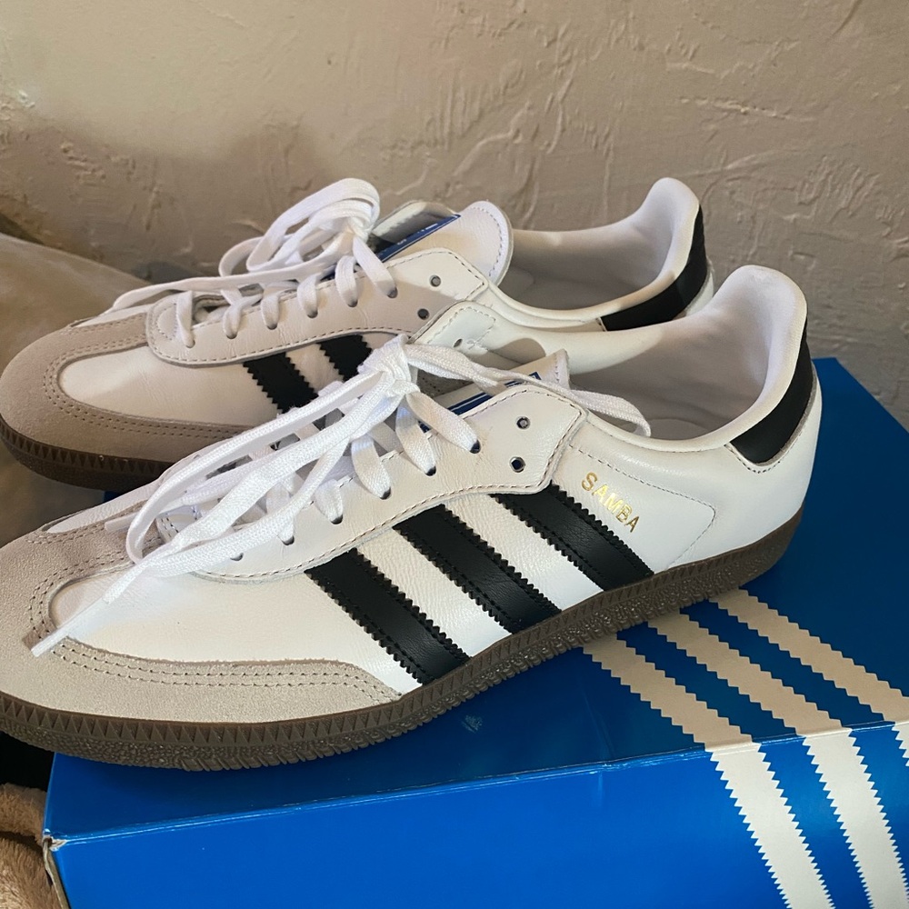 Adidas White and Black Samba Sneakers - Picture 6 of 7